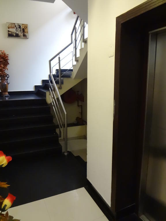 Hotel Siam International Дели Экстерьер фото