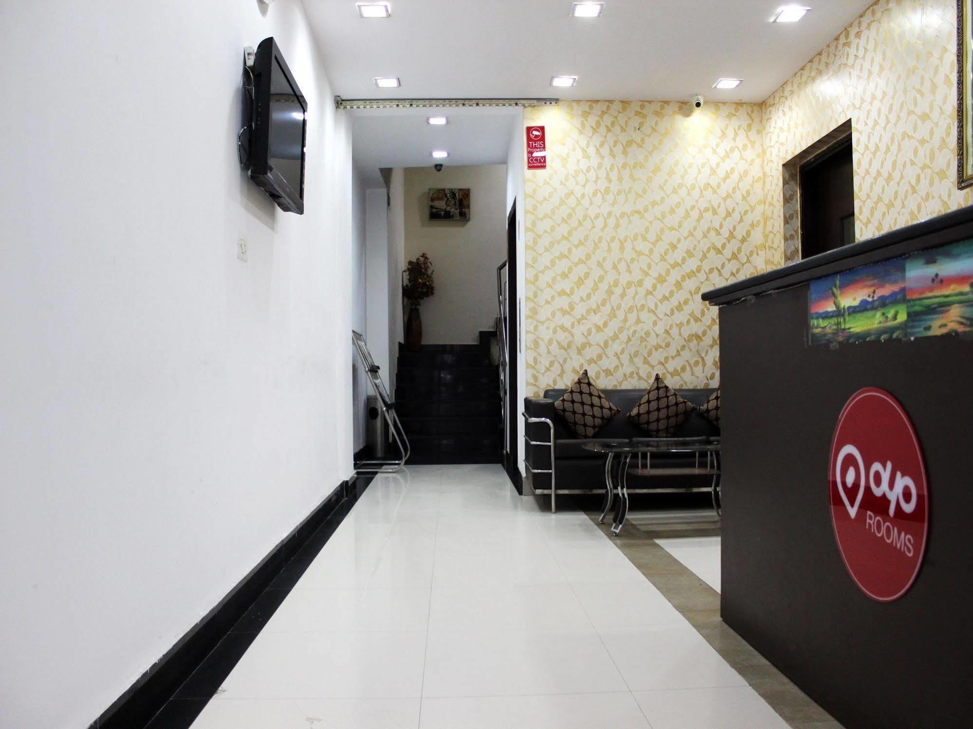 Hotel Siam International Дели Экстерьер фото