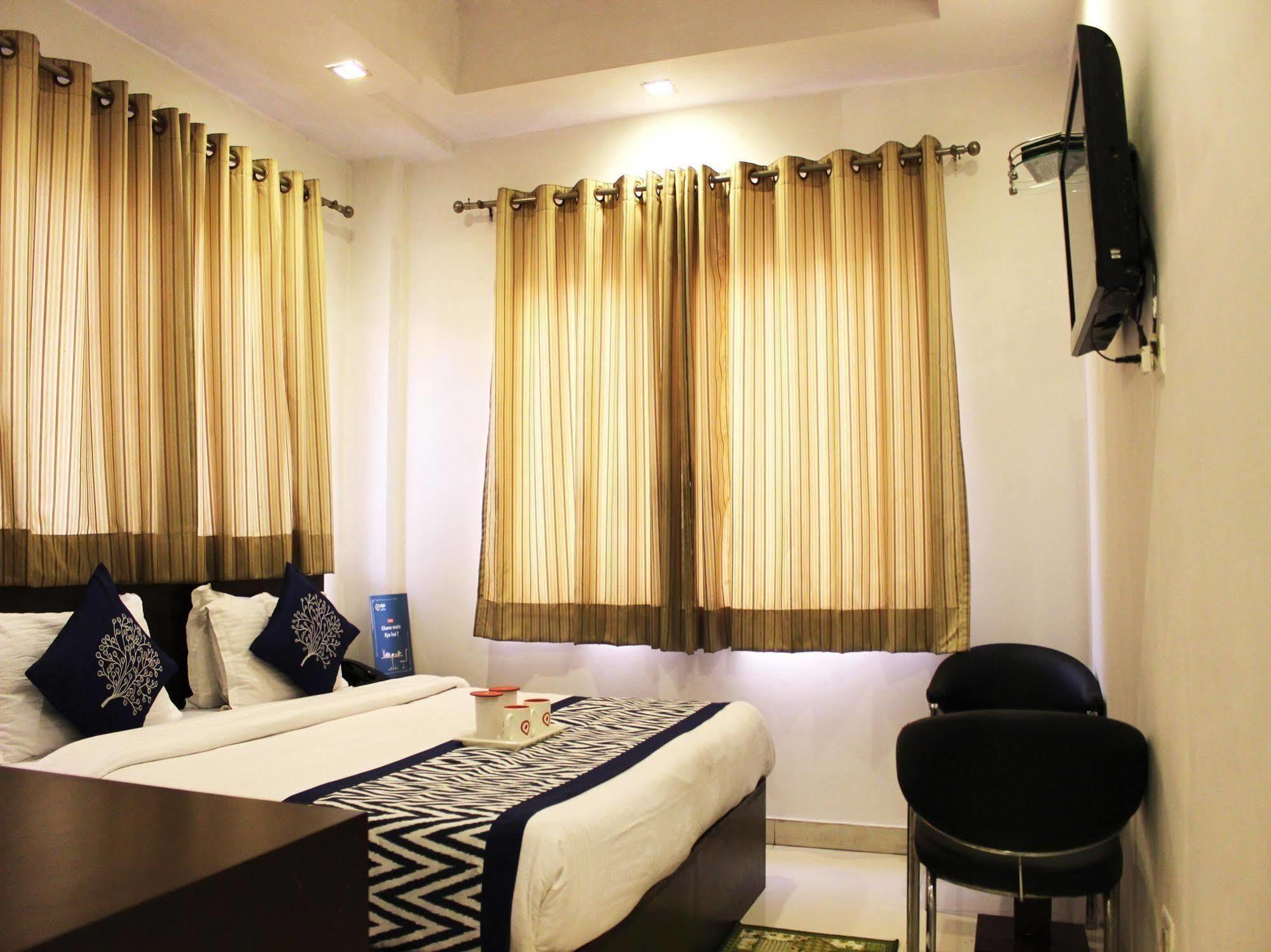 Hotel Siam International Дели Экстерьер фото